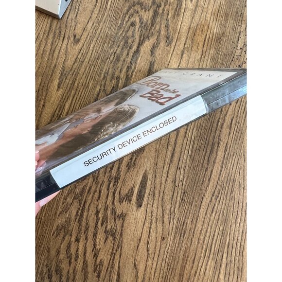 Born To Be Bad DVD Full Frame Edition Cary Grant Classic Romance Comedy NEW - Picture 4 of 4